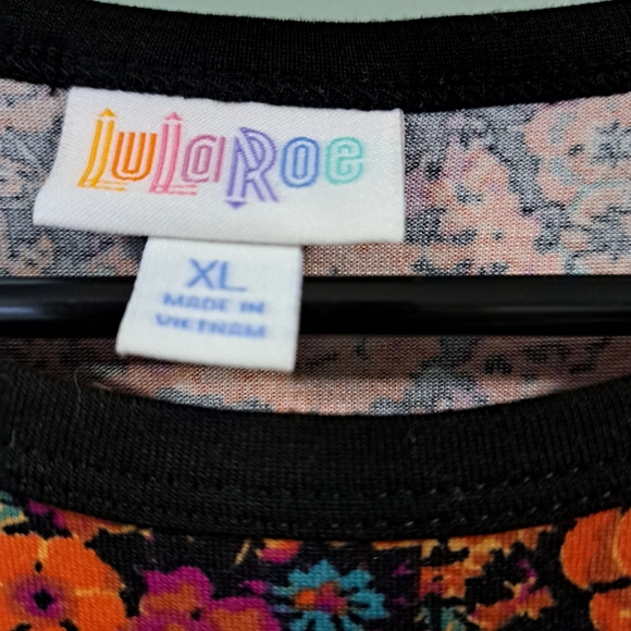LulaRoe - Picture 4 of 4